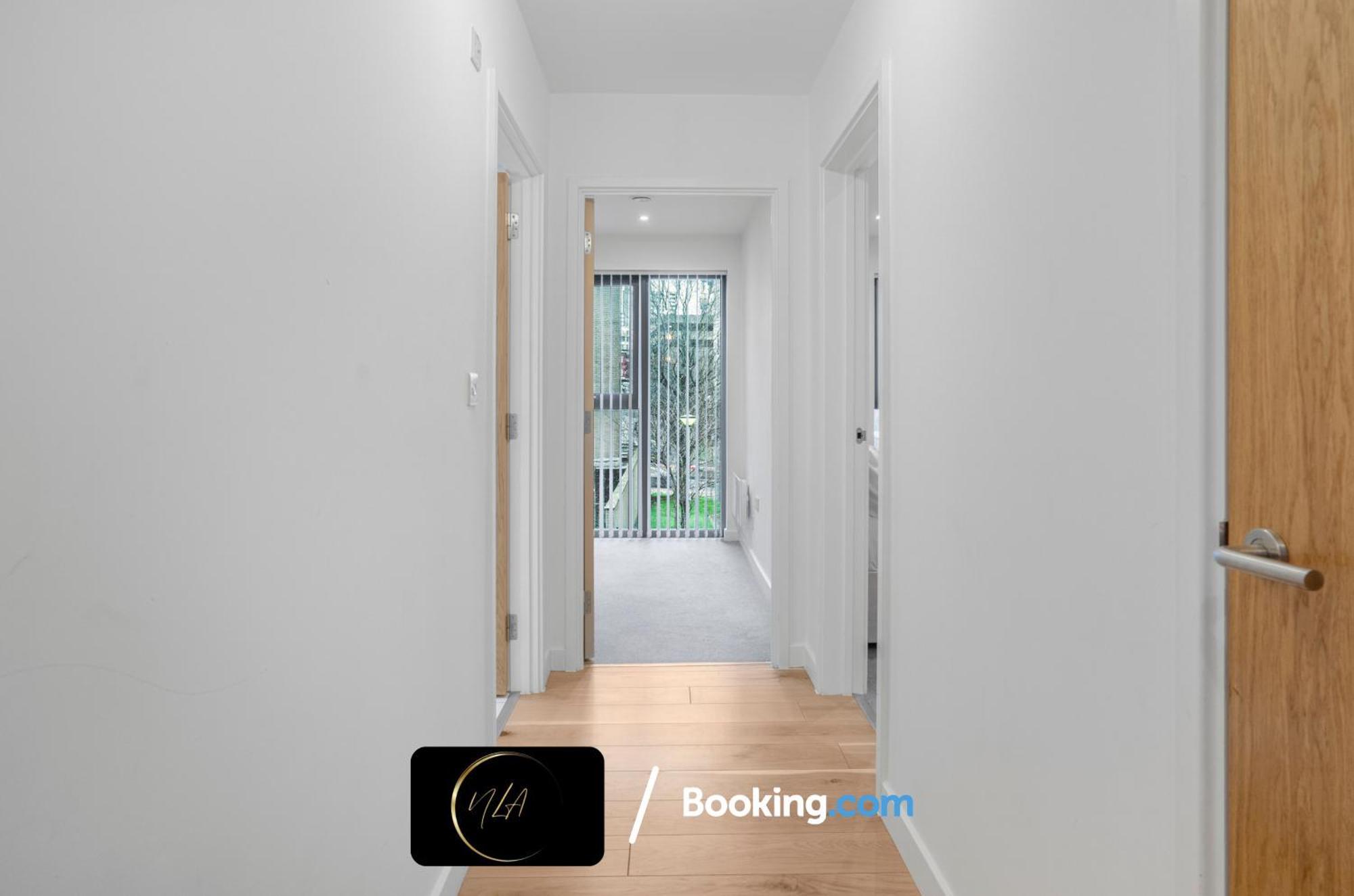 City Centre Apartment With Free Parking, 2 Bathrooms, Netflix And Wifi - Suitable For Contractors And Families - By Noor Luxury Accommodations Birmingham Exteriör bild