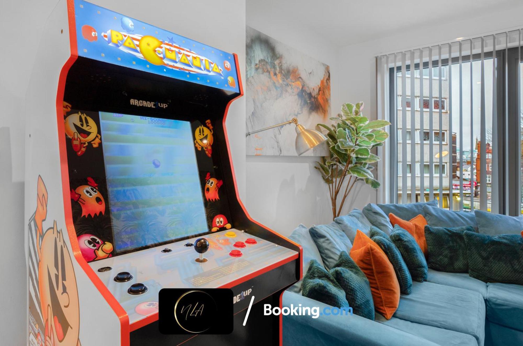 City Centre Apartment With Free Parking, 2 Bathrooms, Netflix And Wifi - Suitable For Contractors And Families - By Noor Luxury Accommodations Birmingham Exteriör bild