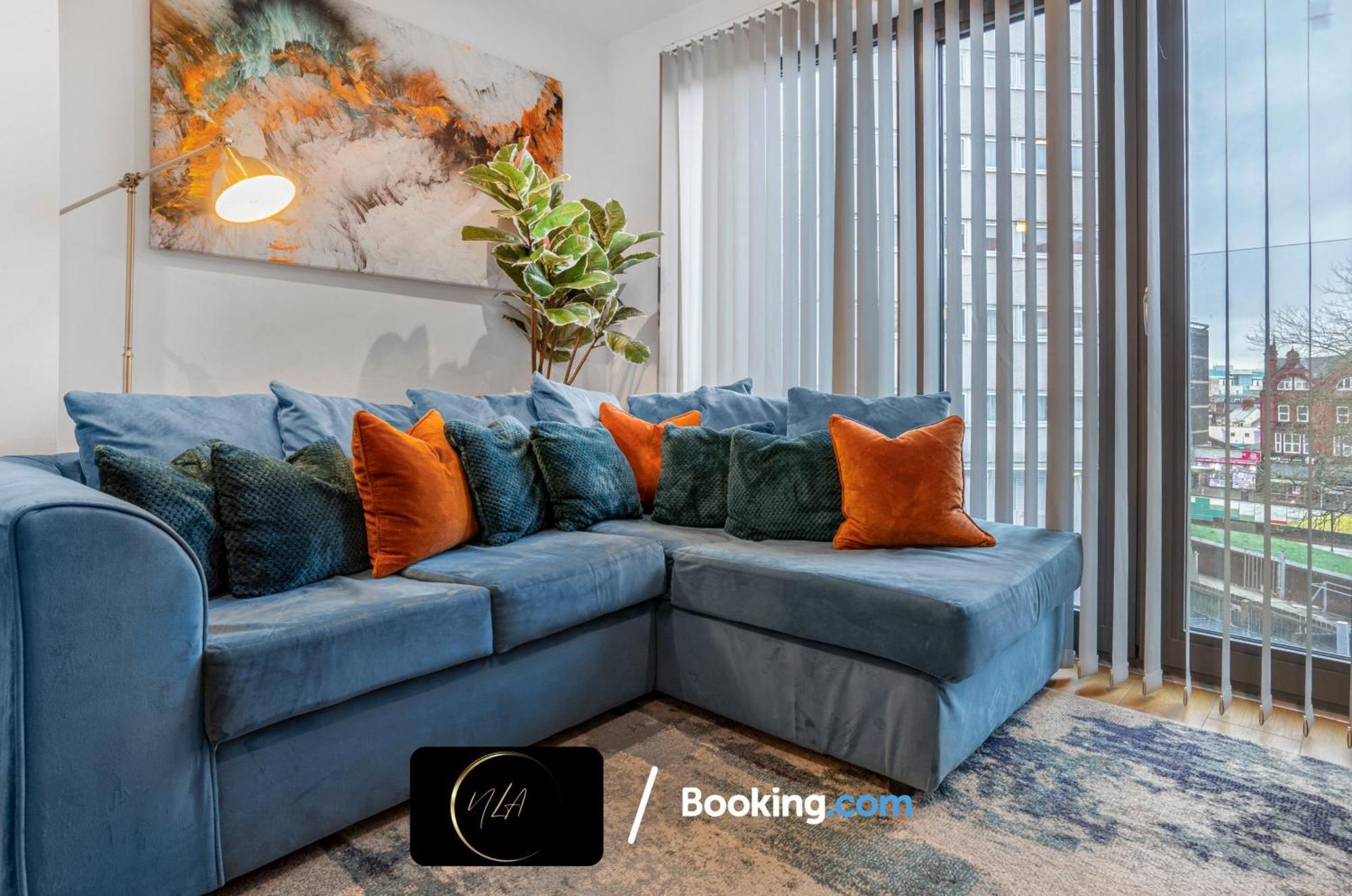 City Centre Apartment With Free Parking, 2 Bathrooms, Netflix And Wifi - Suitable For Contractors And Families - By Noor Luxury Accommodations Birmingham Exteriör bild